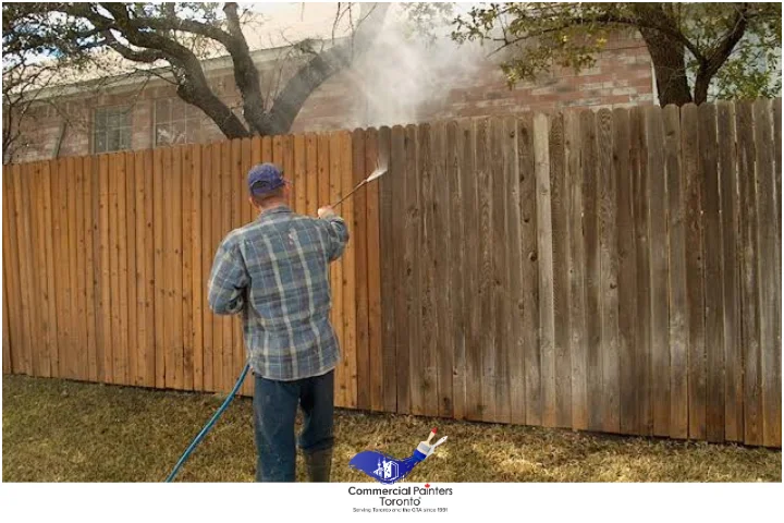 Fence Staining and Sealing